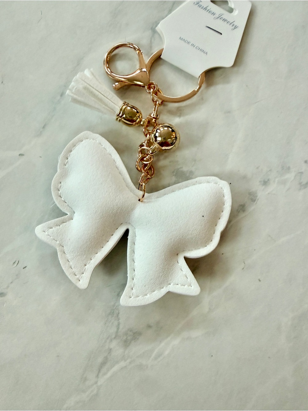 ⚾️ ✨ NWT Rhinestone Bling Baseball Bow Puffy Keychain Bag Charm Tassel ✨ ⚾️ - Picture 3 of 6